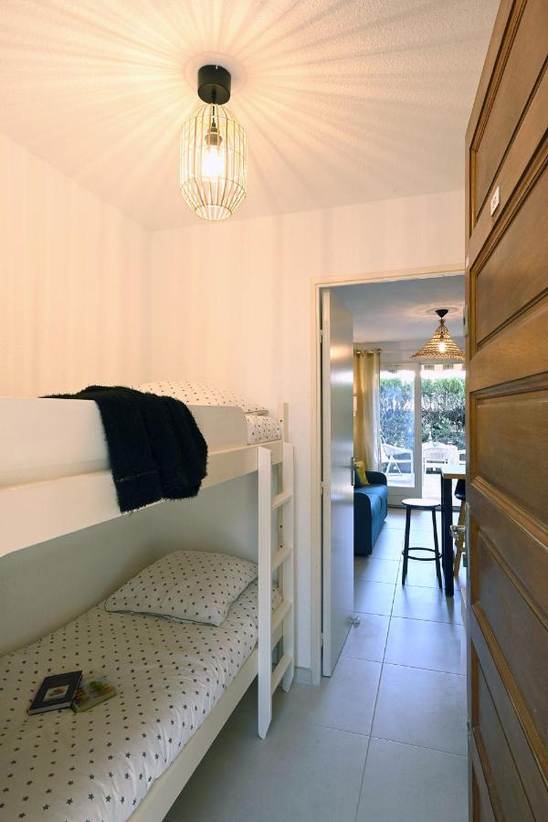 Charmant Studio 2A4 Pers Avec Jardin Et Place De Parking Situe A 5 Min A Pied De La Mer Bandol Εξωτερικό φωτογραφία